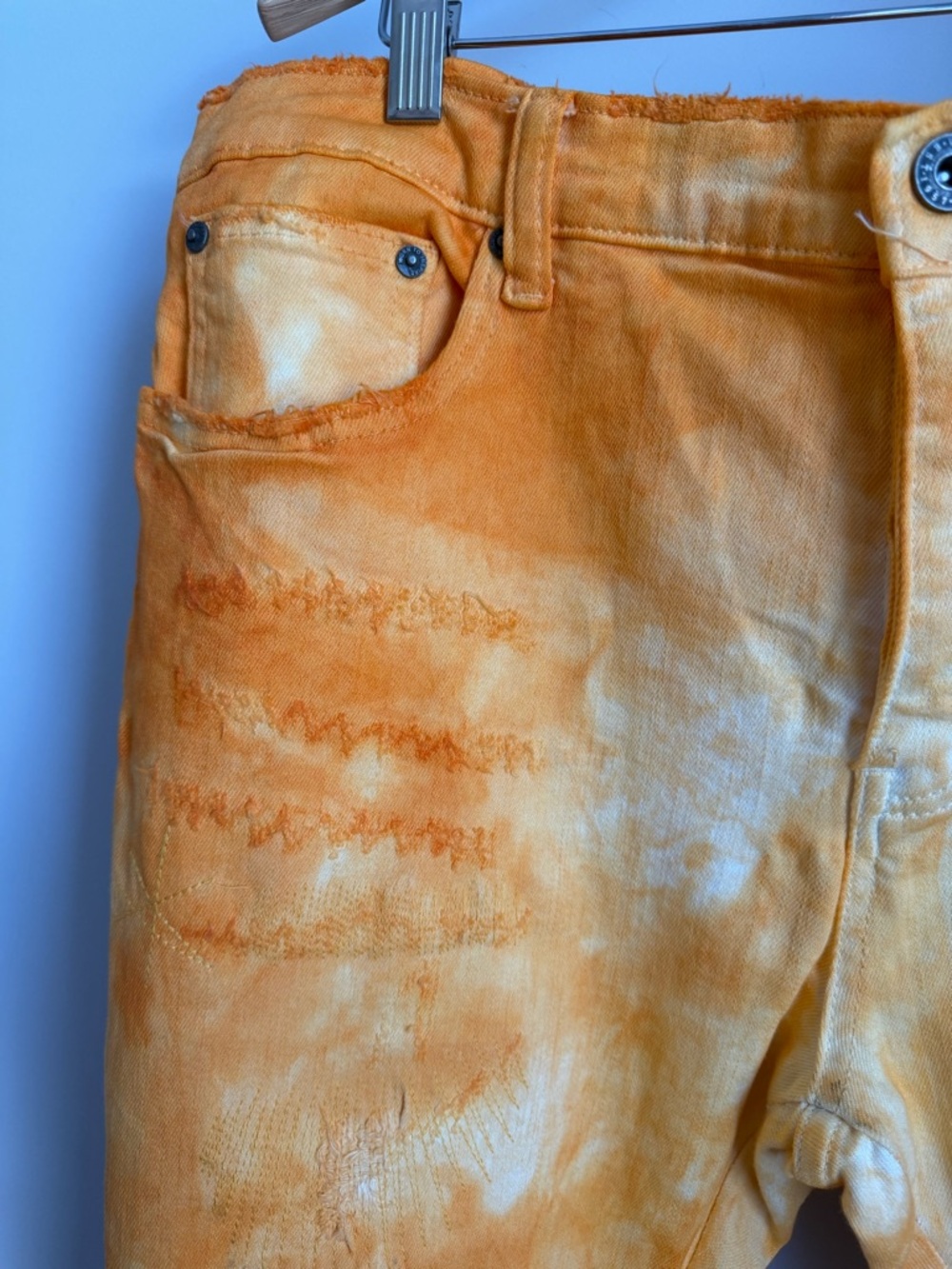 Valabasas Yellow Orange Tie Dye Skinny Jeans Distressed Button Hem Size 38 NWOT - Picture 5 of 10
